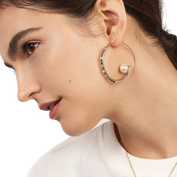 Delisa Gemstone Pearl Hoop Earrings - Picture 5 of 7